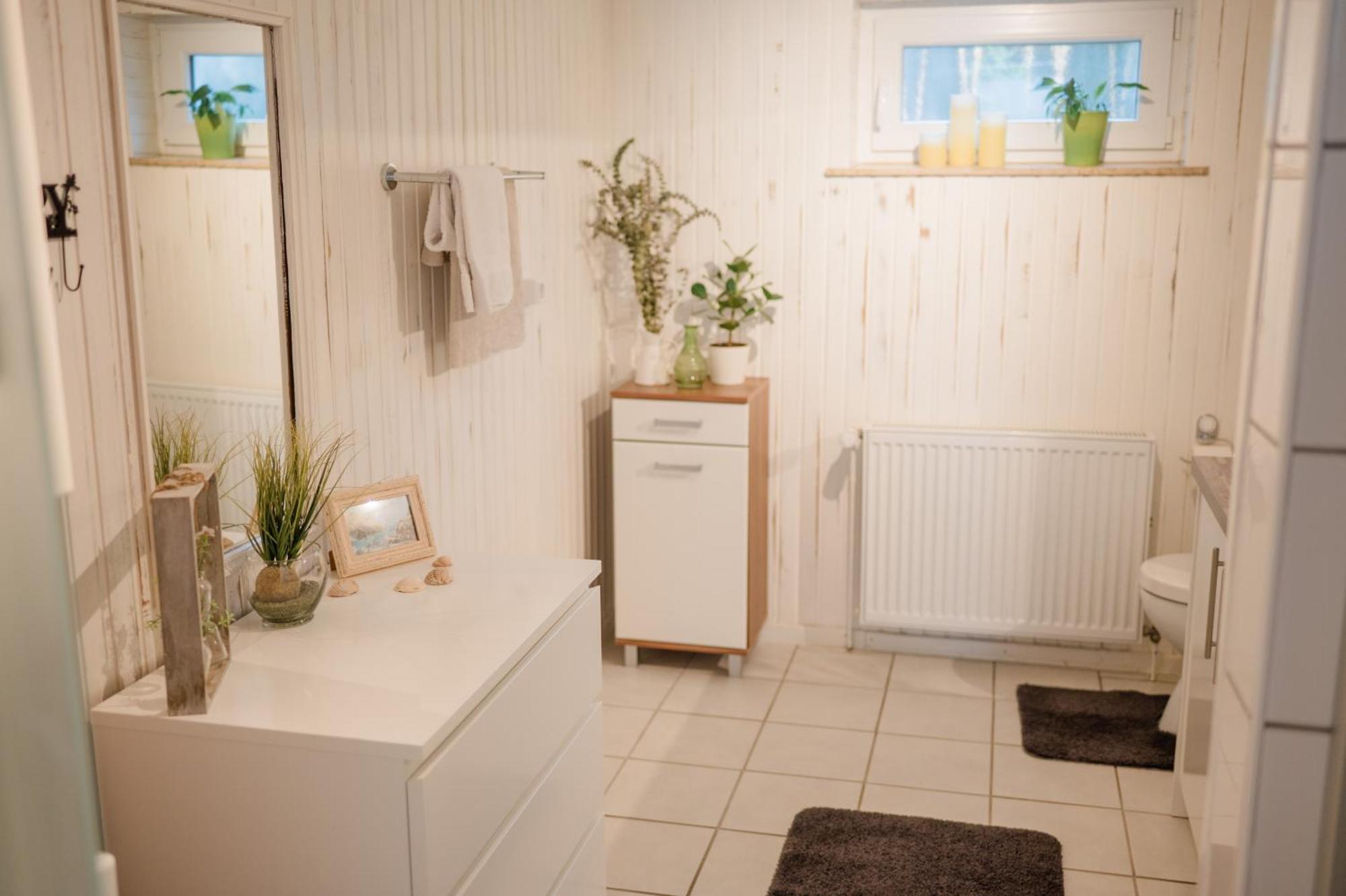 Buchlindenweg - Zimmer & Ferienwohnung Breitscheid  Екстер'єр фото