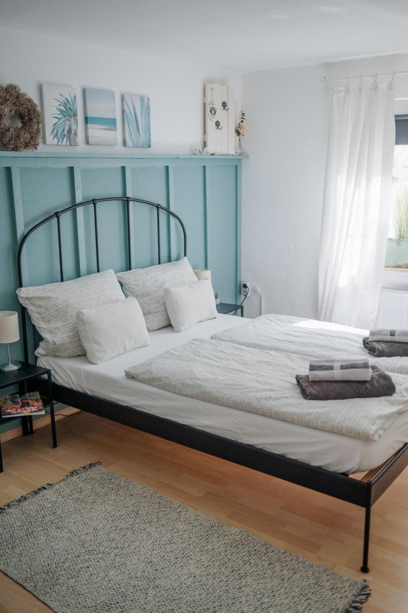 Buchlindenweg - Zimmer & Ferienwohnung Breitscheid  Екстер'єр фото